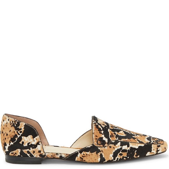 Vince Camuto Kordie Flats - Picture 3 of 8